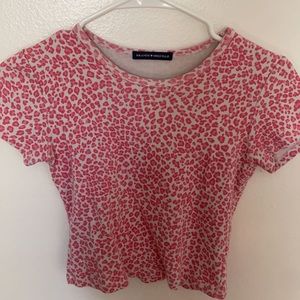 Brandy Melville 🌺 Hot pink leopard print top 🌺 Lightly worn - ONE SIZE